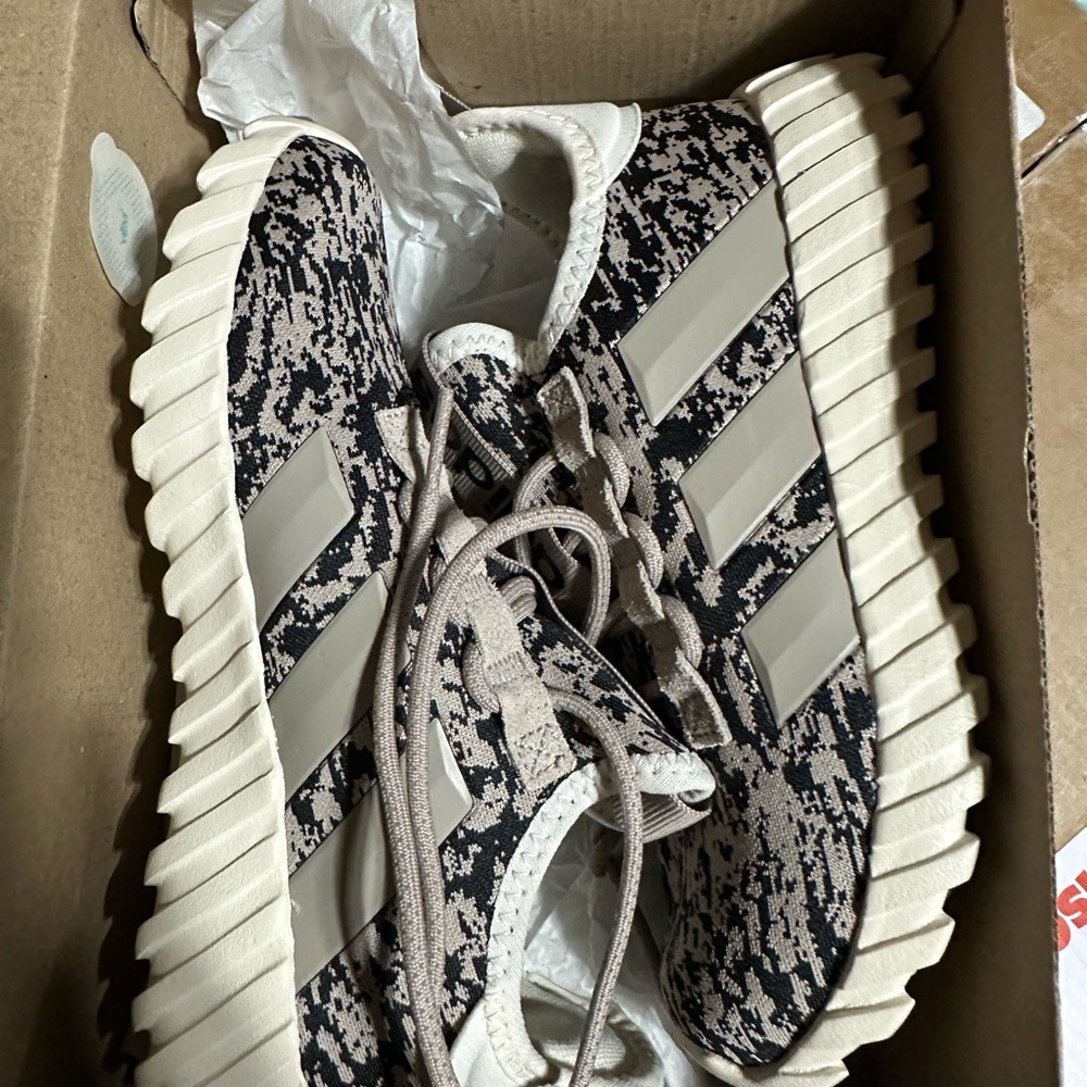 adidas Kaptir Flow Kids' Running Shoes 3Y